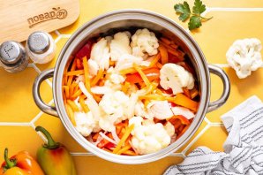 Салат из цветной капусты на зиму Салат из цветной капусты на зиму