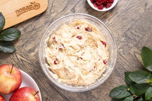 Постные яблочные кексы