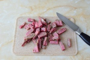 Бефстроганов в мультиварке Бефстроганов в мультиварке