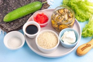 Роллы с мидиями Роллы с мидиями