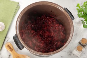 Борщ в мультиварке