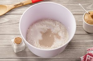 Дрожжевое тесто в микроволновке Дрожжевое тесто в микроволновке