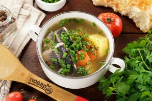 Уха из стерляди на костре Уха из стерляди на костре