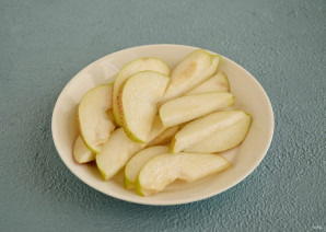 Пшенная каша с грушей