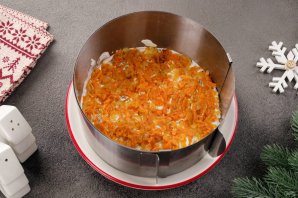 Новогодний печеночный торт