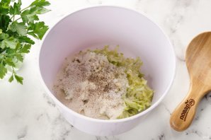 Постные котлеты из кабачков Постные котлеты из кабачков