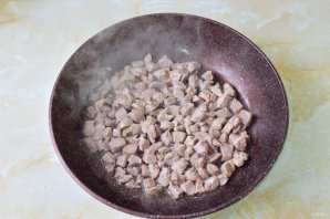 Тушеная капуста с индейкой Тушеная капуста с индейкой