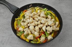 Курица с брокколи по-азиатски