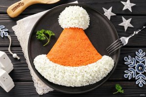 Салат "Шапочка Деда Мороза"