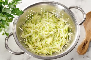 Постные котлеты из кабачков Постные котлеты из кабачков