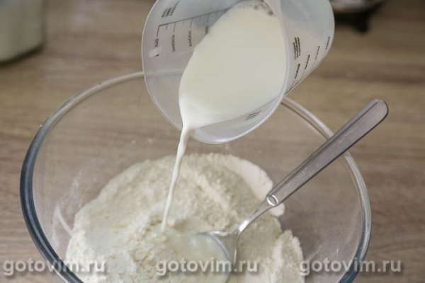 Бисквитный торт с заварным кремом в микроволновке Бисквитный торт с заварным кремом в микроволновке