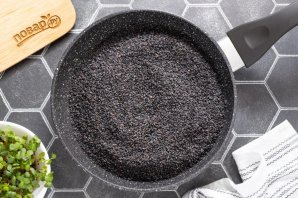 Паста тахини из черного кунжута