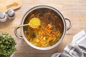 Постный грибной суп из сушеных грибов