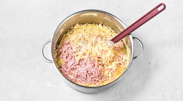 Картофельные котлеты с колбасой, пошаговый рецепт с фото на 522 ккал Картофельные котлеты с колбасой, пошаговый рецепт с фото на 522 ккал