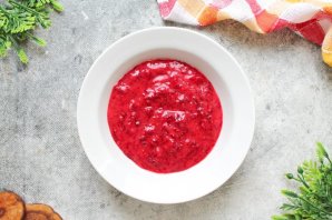 Компот из брусники и яблок