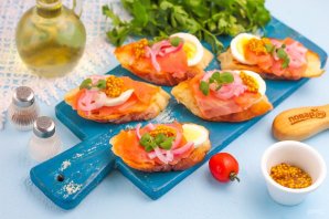 Канапе с семгой