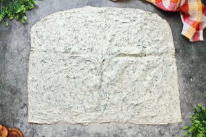 Рулет из лаваша с рыбой