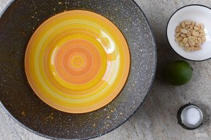 Постный салат из моркови