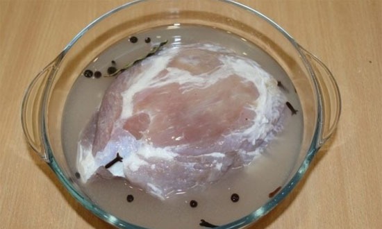 
			Сочная буженина из свинины в духовке &mdash; рецепты приготовления в домашних условиях		