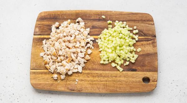 Салат &laquo;Женский каприз&raquo;, пошаговый рецепт с фото на 469 ккал