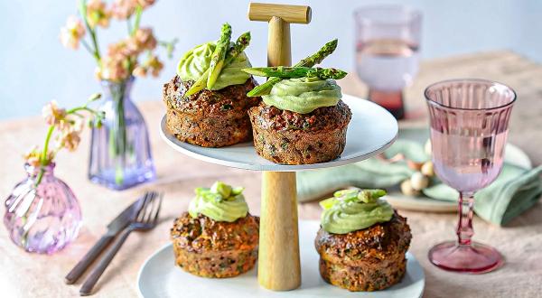 Закусочные маффины из киноа со шпинатом и миндалем, пошаговый рецепт с фото на 225 ккал