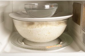 Дрожжевое тесто в микроволновке Дрожжевое тесто в микроволновке