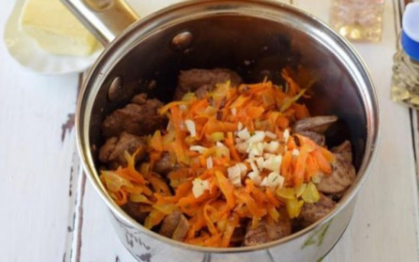 
			Паштет из куриной печени в домашних условиях рецепт с морковью и луком		