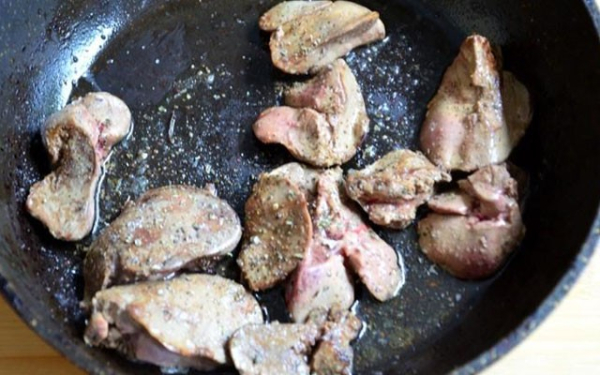 
			Паштет из куриной печени в домашних условиях рецепт с морковью и луком		