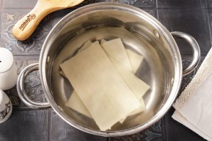 Лазанья, приготовленная в аэрогриле Лазанья, приготовленная в аэрогриле