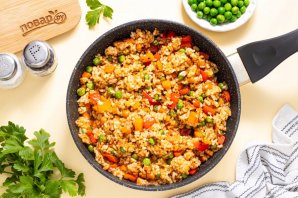 Рис по-тайски с овощами Рис по-тайски с овощами