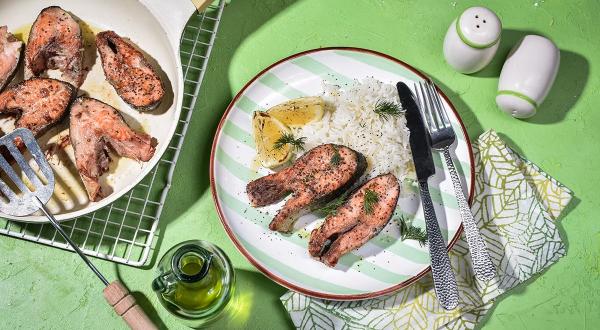 Стейк из кеты на сковороде, пошаговый рецепт с фото на 457 ккал