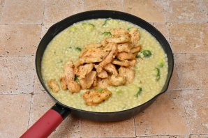 Птитим с курицей и брокколи Птитим с курицей и брокколи