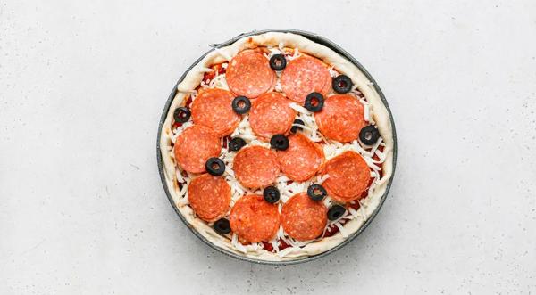 Многослойная пицца-торт, пошаговый рецепт с фото на 825 ккал