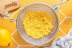 Пшенная каша с айвой