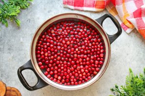 Брусничный компот