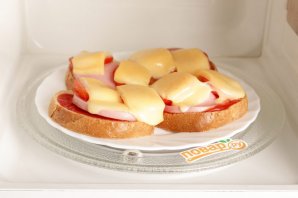 Горячие бутерброды в микроволновке