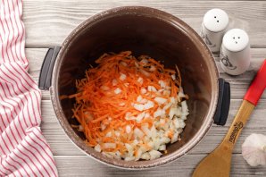 Постные щи в мультиварке Постные щи в мультиварке