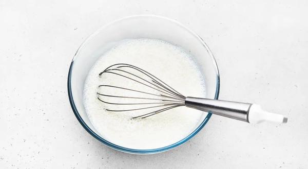 Пышные плюшки на кефире, пошаговый рецепт с фото на 1040 ккал