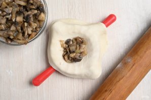 Постные вареники с грибами