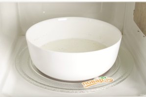 Манная каша в микроволновке