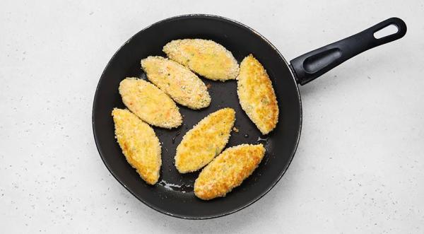 Котлеты из крабовых палочек, пошаговый рецепт с фото на 483 ккал