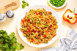 Рис по-тайски с овощами Рис по-тайски с овощами