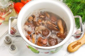 Маринованные маслята Маринованные маслята