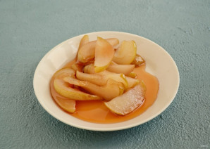 Пшенная каша с грушей