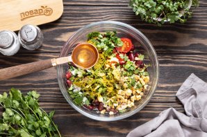 Постный салат с красной фасолью Постный салат с красной фасолью