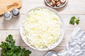 Солянка с шампиньонами на зиму