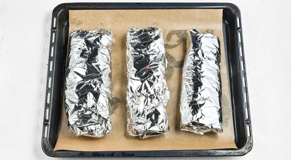 Окунь, запеченный в фольге, пошаговый рецепт с фото на 1189 ккал