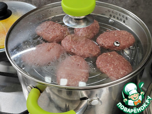 Рыбные котлеты на пару с гарниром