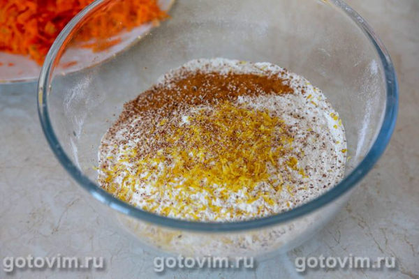 Морковный торт с кремом из сливочного сыра