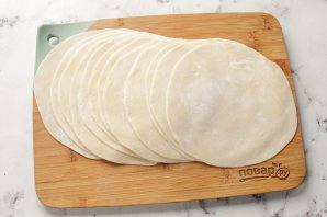 Постные чебуреки Постные чебуреки